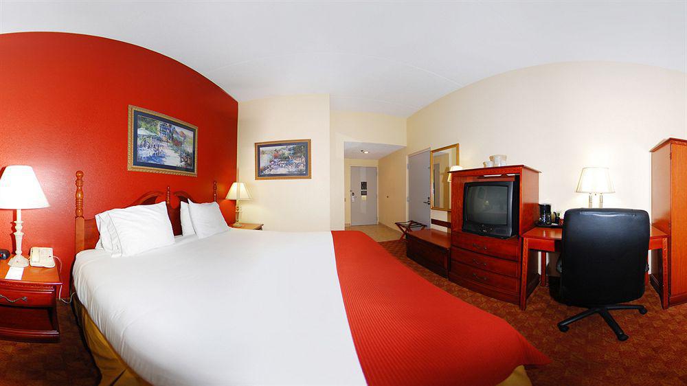Red Roof Inn & Suites Columbus West Broad Екстериор снимка