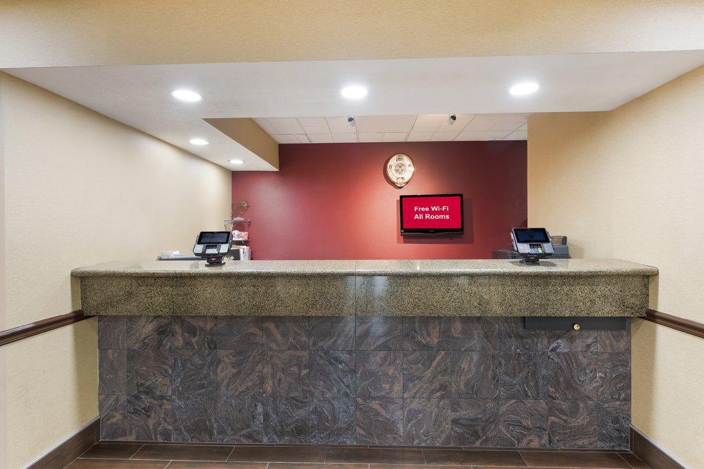 Red Roof Inn & Suites Columbus West Broad Екстериор снимка