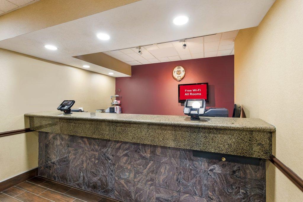 Red Roof Inn & Suites Columbus West Broad Екстериор снимка