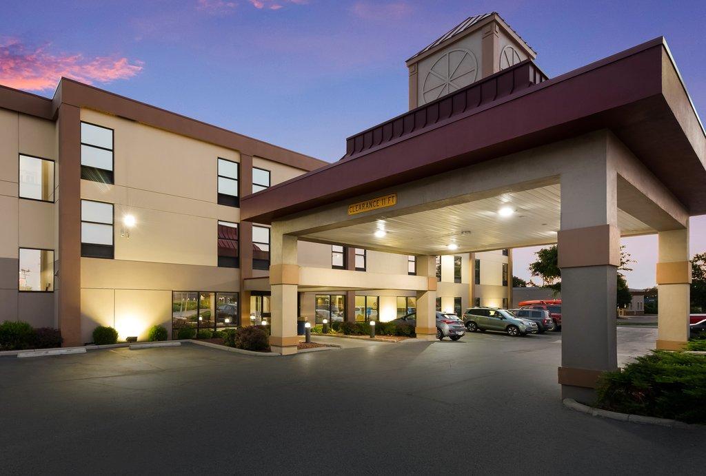 Red Roof Inn & Suites Columbus West Broad Екстериор снимка