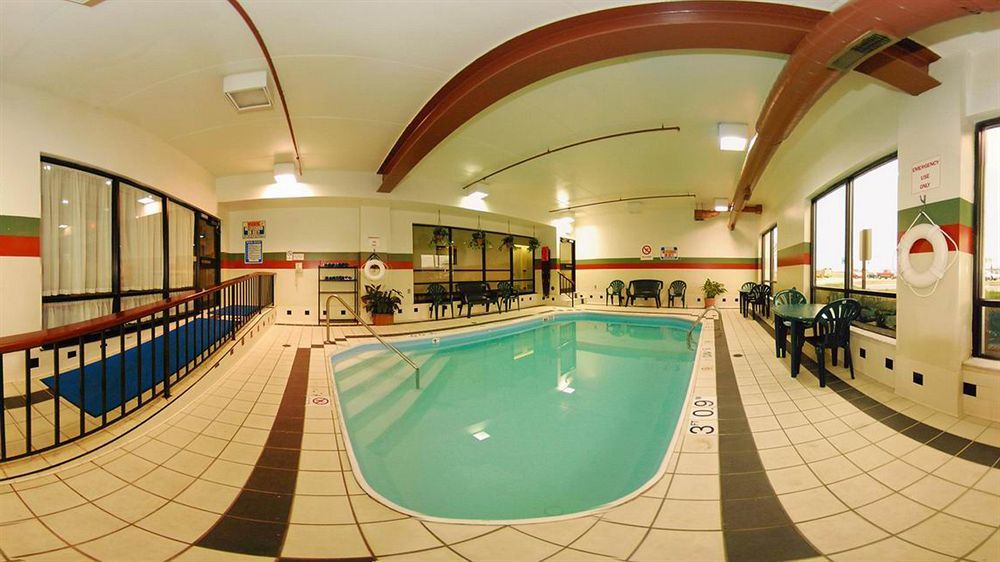 Red Roof Inn & Suites Columbus West Broad Екстериор снимка